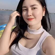 ថ្ងៃនេះស្ងាត់ណាស់លោកអើយ។បាត់បងប្អូនយើងទៅណាអស់ហើយ។