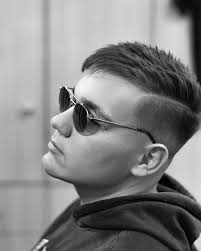 Какой должна быть мужская спортивная стрижка? Modnye Muzhskie Strizhki 2019 100 Variantov Na Foto Trendy Novinki