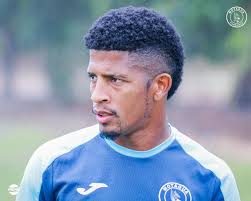 57' Lo gana El Ciclón Azul 2-1 con diez jugadores en cancha. ¡VAMOS EQUIPO!  🦅 #MotaguaVsOlancho #DaleMotagua