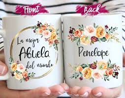 La Mejor Abuela Del Mundo Mug Personalized Mother Gift Etsy In 2021 Personalized Mother Gifts Personalized Grandma Gifts Funny Mom Gifts