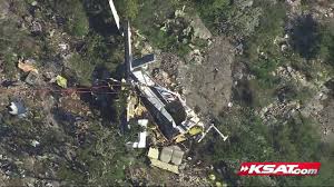 The pilot of monday's helicopter crash in midtown manhattan wasn't authorized to fly in poor weather conditions. Video Shows Site Of Helicopter Crash That Killed Newlyweds Leaving Wedding Ceremony Youtube