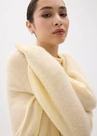 Shop Love, Bonito Sale