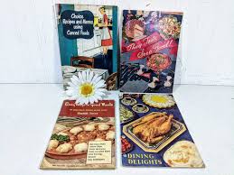 Vintage Cook Book Collection Set Of 4 Mid Century Recipe Booklets Canned Foods French S Products Planters Peanuts Campbells Soups Recipes In 2020 Vintage Cooking Campbells Soup Recipes Canned Food