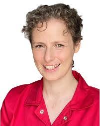 Ellen Strachan's Instagram, Twitter & Facebook