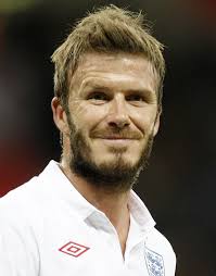 Gaya ini tidak memberi kesan yang terlalu dewasa jika diberikan sentuhan messy. David Beckham Berbagai Gaya Rambut Hot David Beckham Mana Yang Terkeren Grizzly Adams Kapanlagi Com
