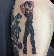 Dave navarro is an american guitarist of an american rock band, jane's addiction, formed in 1985. Mark Longenecker On Twitter Davenavarro Pinup Based On His Birthday Cake Done On My Leg By Oliver Pecker Spikeinkmaster