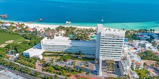 Stay at hostel inn cancun from $27/night, suites costa blanca from $654/night, capital o hotel jardin from $21/night and more. Luxury Cancun Resorts Intercontinental Presidente Cancun Resort