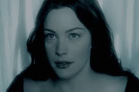 Donna Argent's Instagram, Twitter & Facebook