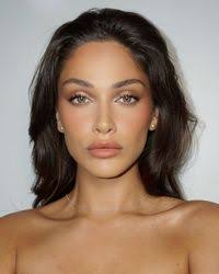 Zoe Pringle (pringle_zoe)