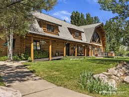 1315 N Hwy 158 Eden, UT 84310. Snowberry Inn for Sale
