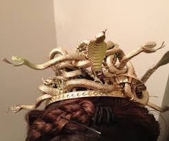 By morena hockley october 6, 2012 20k views. Medusa Crown 6 Steps With Pictures Instructables