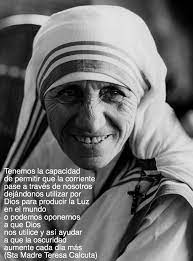 La madre teresa de calcuta nació el 26 de agosto de 1910 en uskup (imperio otomano), la actual skopje (macedonia). Santa Madre Teresa De Calcuta Vemos Con Madre Teresa De Calcuta Mother Teresa Of Calcutta ÙÙŠØ³Ø¨ÙˆÙƒ