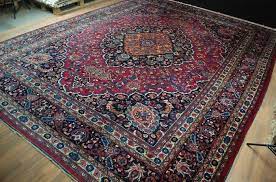 Sie werden oft von roten farbtönen dominiert, die von blauen farbtönen in der borte. Prachtvoller Signierter Alter Mesched Teppich 400 Cm Catawiki
