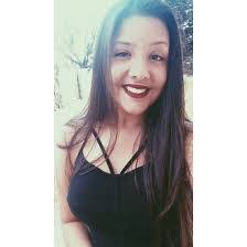 Sara Maciel's Instagram, Twitter & Facebook