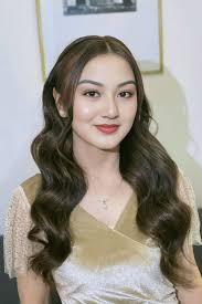 Hey honey will you accept me to be your husband 🌹🌹🌹🌷🌷🌷