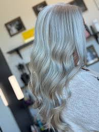 Blonde Specialist...