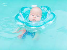 Our pillows stay secured to your bath tub, so you don't need to worry about slipping. Parents Warned About Risks Of Floating Neck Rings For Babies At Baby Spas Huffpost Uk Parents