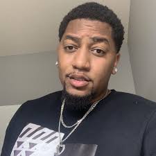 I need a good pizza place in Mobile for the holidays. Suggestions please!