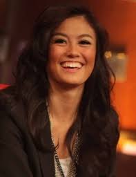 Agnes Monica Senang Menang di Shorty Awards 2012