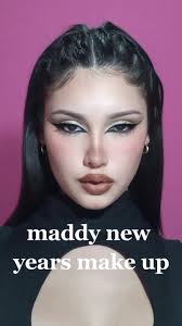 de tantos make up looks que hice de #maddyperez nunca había recreado este  look tan iconic y acá se los traigo 💋 #maddyperez #maddyperezeuphoria  #maddyperezmakeup #maddyperezsupremacy ...