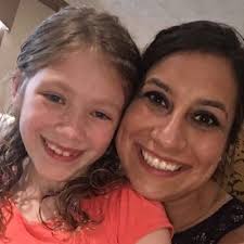 Mary Veasey's Instagram, Twitter & Facebook