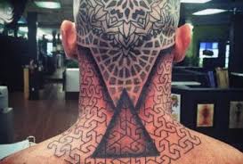 If you're a guy looking for small tattoo ideas we have some for your necks. 201 Back Of Neck Tattoos For Men And Women Designs And Ideas 2021