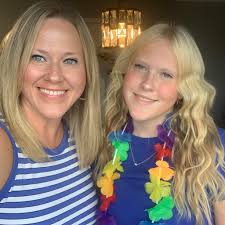 Laura Ryan (@laura.borneryan) • Facebook