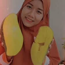 Hallo bunda...tadi saya bikin KUE APEM MEKAR dari tepung beras. Rasanya  enak banget 😊😊😊 Bahannya adalah 12 sdm tepung beras 5 sdm tepung terigu  7 sdm gula pasir