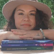 I just finished The Midnight Library by Matt Haig. I think may be one of my  new favorite books, I thought it was phenomenal! Thought?