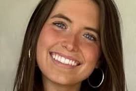 Eileen Sheehan's Instagram, Twitter & Facebook