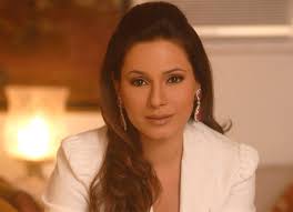 Neelam kothari, fabulous lives of bollywood wives, series 1 episode 1, netflix meet neelam kothari. Eituvjywteruzm