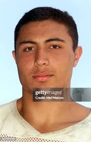 876 Senior Linebacker Stock Photos, High-Res Pictures, and Images