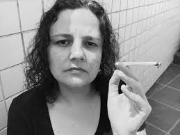 Luto, cansaços e dores: o ordinário que impacta na literatura Mahana  Cassiavillani