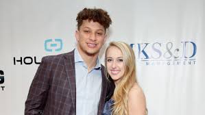 She also encourages people to join her in fitness. Patrick Mahomes Fiancee And Mom Sound Off Over Super Bowl Lv Loss Complex