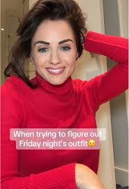 Bethany Phelps's Instagram, Twitter & Facebook