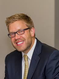 Behringer CEO And Leadership: Executives and Demographics