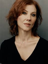 Laura Shoop's Instagram, Twitter & Facebook