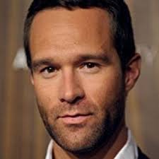 Richard Hendricks (played by Thomas Middleditch) outfits