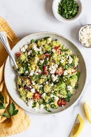 Cold quinoa salad with herbed yogurt saucereceitas da felicidade! My Favorite Quinoa Salad Quick Easy Eating Bird Food