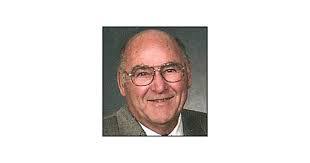 Thomas Deters's Instagram, Twitter & Facebook