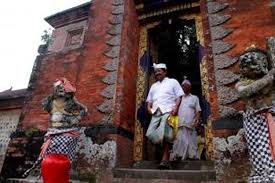 Check spelling or type a new query. Lingsar Cermin Kerukunan Hidup Di Lombok