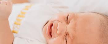 Blahungen Baby Ursachen Hausmittel Was Tun Bei Blahungen