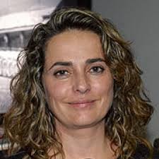 Sin Senos Sí Hay Paraíso