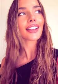 Jade Stokes's Instagram, Twitter & Facebook