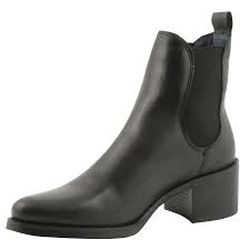 Comparez et achetez des chaussures dc shoes chelsea pas cher sur shopalike.fr. Bottines Chelsea Femme Melissa Developpees Dans Un Cuir Noir Italien