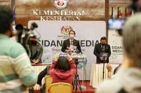 Stay Vigilant Whether On Duty Or Off Dr Noor Hisham Tells Frontliners After 10 000 Cops Reported Down With Covid 19 Malaysia Malay Mail