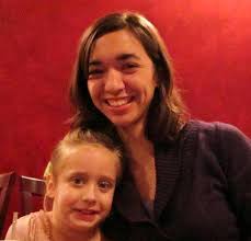 Amazon.com: Skaritch Skaratch Munch: A Cautionary Tale: 9781475069341:  Trissel, Elise: ספרים