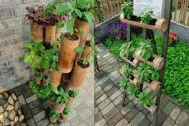 Bamboo fountains (deer chaser,water wheel fountain,garden fountain,shishi odoshi,fengshui fountain,water feature) with bamboo fountain spout, bamboo tabletop fountain is for indoor use, oriental chinese traditional style. 15 Fantastic Diy Bamboo Creatively For Your Garden Tropical Garden Backyard Garden Small Backyard Gardens