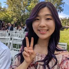 Aileen Cheung's Instagram, Twitter & Facebook