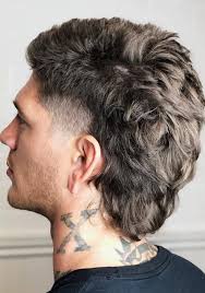 Ellen brad mondo interview brad mondo hair blake shelton armie hammer quarantine quarantine haircuts quarantine mullets mullets brad mondo mullet brad mondo haircut brad mondo bleach. 59 Mullets Ideas In 2021 Mullets Mullet Hairstyle Mullet Haircut